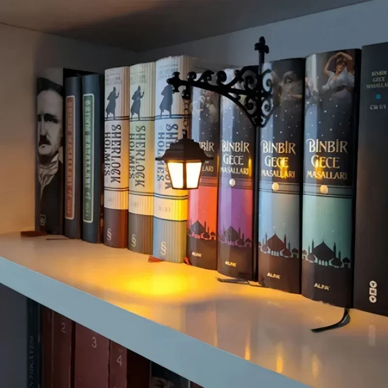 Vintage Gothic Bookshelf Lantern – Warm Reading Light